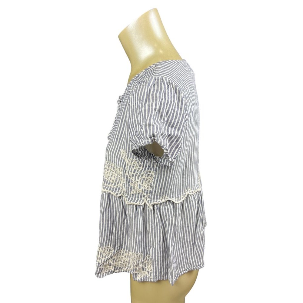 womens savanna jane small blue white stripe emroidered floral baby doll top - Picture 3 of 9